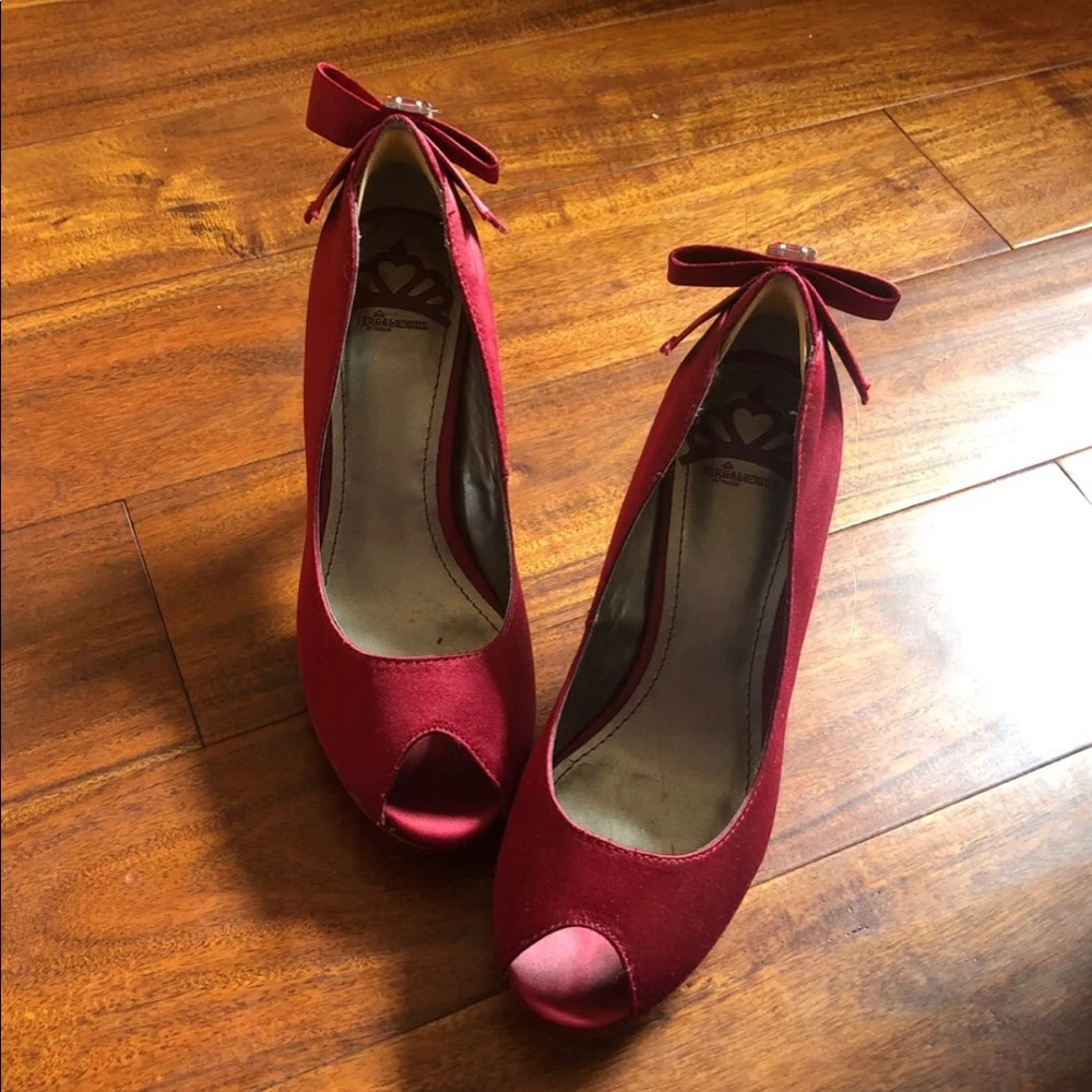 Red Heels